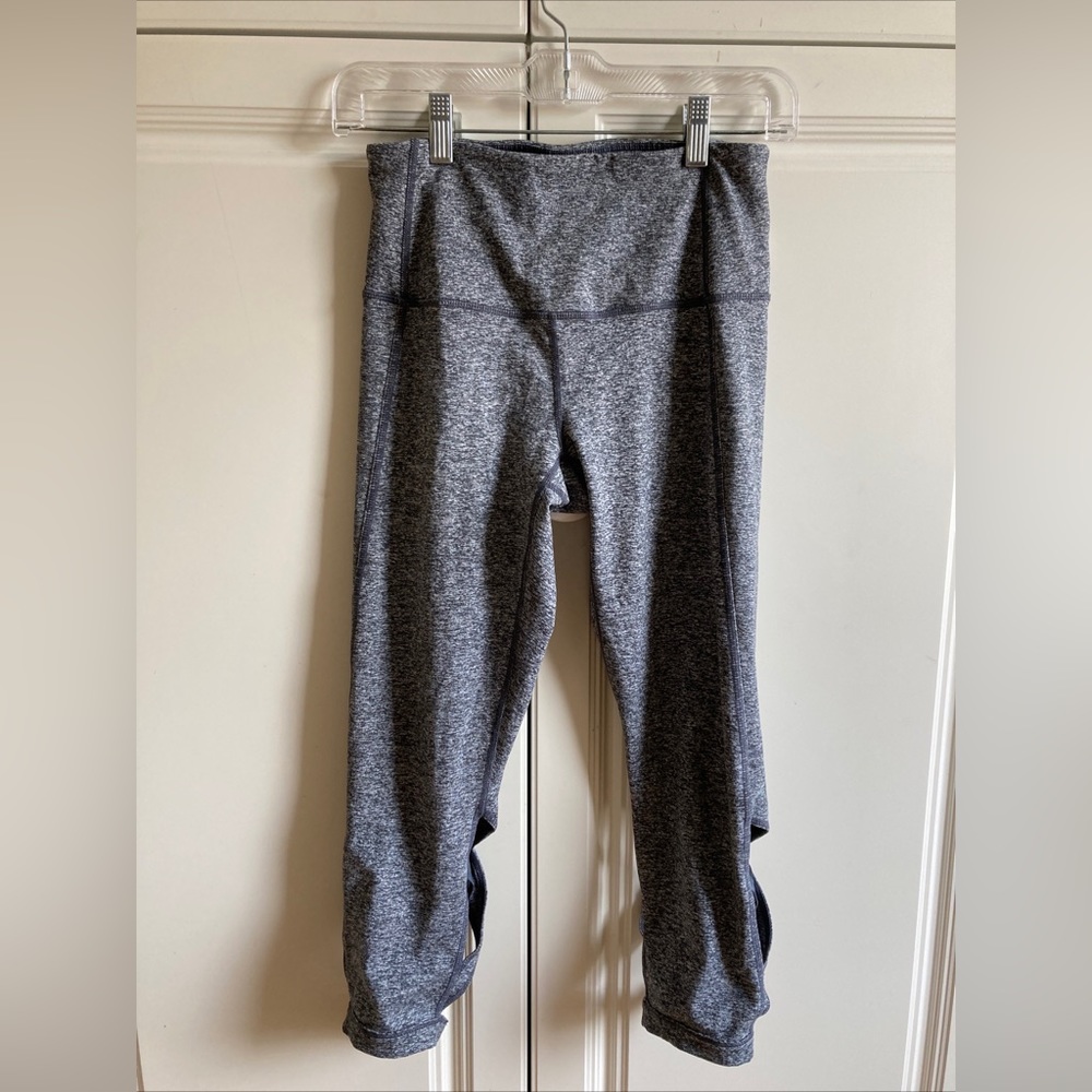 Zella yoga activewear leggings space dye capri cross cross calves size small